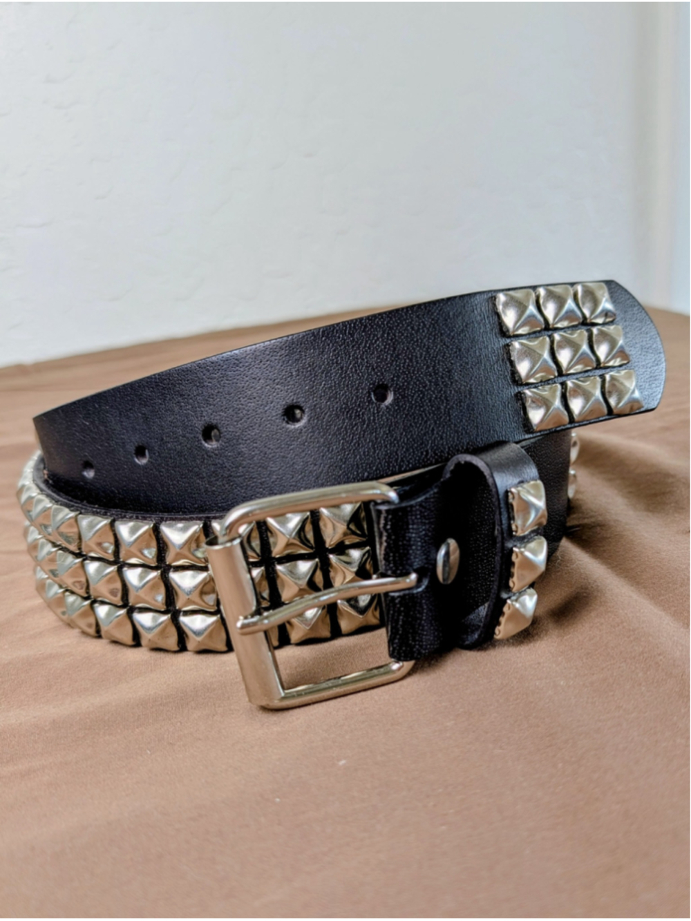 Black Leather Pyramid Studded Belt Large Silver Stud Punk Rock Biker Unisex 44"